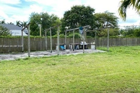 Villa ou maison à vendre à Homestead, Floride: 3 chambres, 182.83 m2 № 1752273 - photo 16