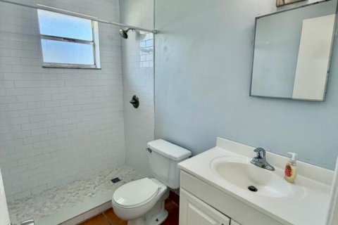 Adosado en venta en West Palm Beach, Florida, 3 dormitorios, 106.84 m2 № 2419479 - foto 11