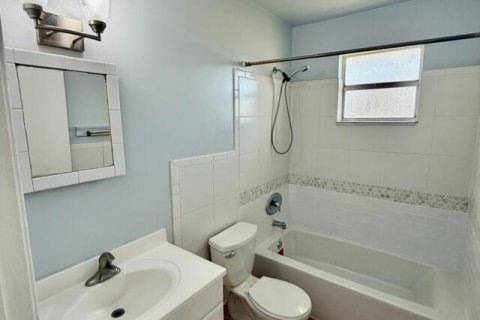 Adosado en venta en West Palm Beach, Florida, 3 dormitorios, 106.84 m2 № 2419479 - foto 7