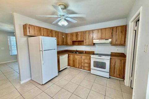 Adosado en venta en West Palm Beach, Florida, 3 dormitorios, 106.84 m2 № 2419479 - foto 19