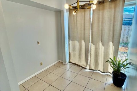 Adosado en venta en West Palm Beach, Florida, 3 dormitorios, 106.84 m2 № 2419479 - foto 15