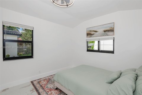 Casa en venta en Hollywood, Florida, 3 dormitorios, 122.82 m2 № 2177834 - foto 14