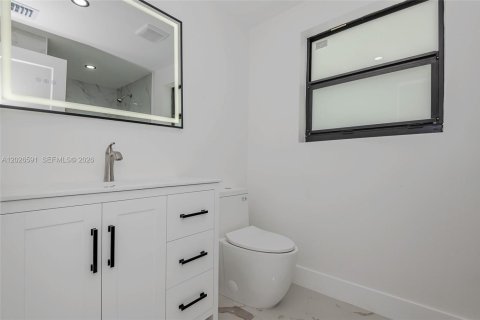 Casa en venta en Hollywood, Florida, 3 dormitorios, 122.82 m2 № 2177834 - foto 16
