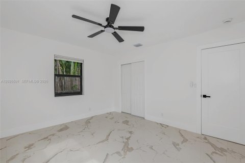 Casa en venta en Hollywood, Florida, 3 dormitorios, 122.82 m2 № 2177834 - foto 25