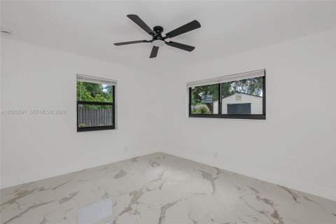Casa en venta en Hollywood, Florida, 3 dormitorios, 122.82 m2 № 2177834 - foto 24