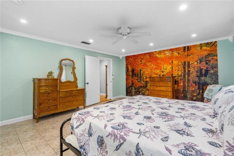 House in Port Orange, Florida 4 bedrooms, 268.3 sq.m. № 1687843 - photo 20