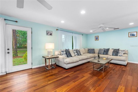 House in Port Orange, Florida 4 bedrooms, 268.3 sq.m. № 1687843 - photo 13