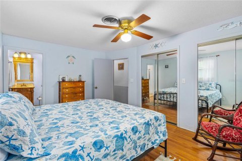 House in Port Orange, Florida 4 bedrooms, 268.3 sq.m. № 1687843 - photo 26