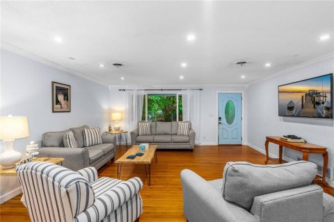 House in Port Orange, Florida 4 bedrooms, 268.3 sq.m. № 1687843 - photo 6