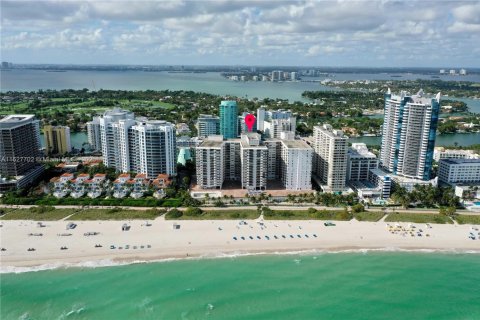 Copropriété à vendre à Miami Beach, Floride: 2 chambres, 118.91 m2 № 2017242 - photo 25