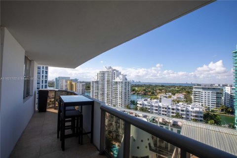 Condo à Miami Beach, Floride, 2 chambres  № 2017242