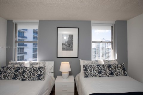 Copropriété à vendre à Miami Beach, Floride: 2 chambres, 118.91 m2 № 2017242 - photo 19