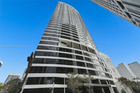 Condominio en venta en Miami, Florida, 2 dormitorios, 73.02 m2 № 2082735 - foto 2