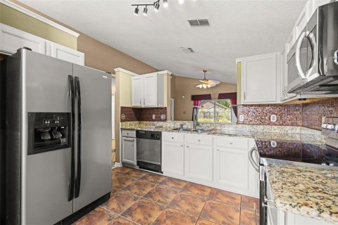 Villa ou maison à louer à Orlando, Floride: 3 chambres, 122.07 m2 № 2396630 - photo 30