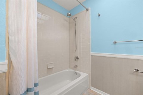 Villa ou maison à louer à Orlando, Floride: 3 chambres, 122.07 m2 № 2396630 - photo 14