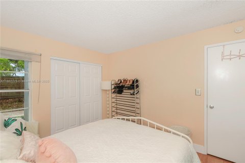 Купить кондоминиум в Майами, Флорида 3 спальни, 104.05м2, № 1978060 - фото 15