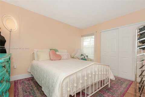 Купить кондоминиум в Майами, Флорида 3 спальни, 104.05м2, № 1978060 - фото 16