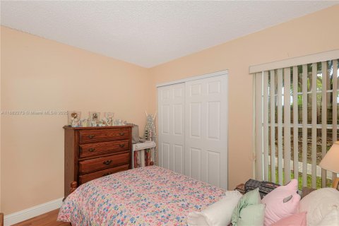 Купить кондоминиум в Майами, Флорида 3 спальни, 104.05м2, № 1978060 - фото 10