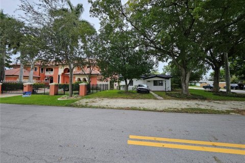 Villa ou maison à vendre à Pompano Beach, Floride: 4 chambres, 96.25 m2 № 1845801 - photo 6