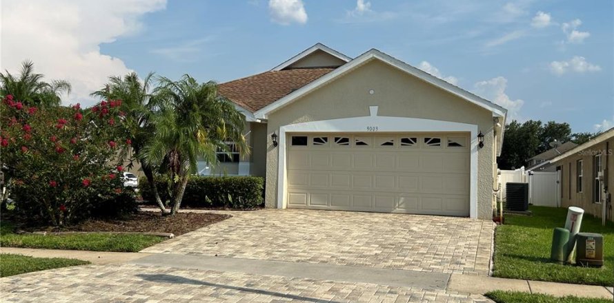 Casa en Orlando, Florida 4 dormitorios, 161.84 m2 № 1792261