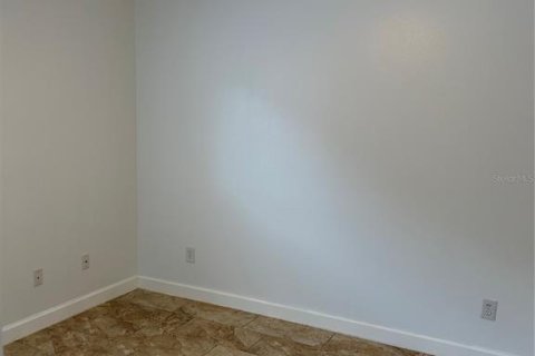 Casa en venta en Orlando, Florida, 4 dormitorios, 161.84 m2 № 1792261 - foto 18