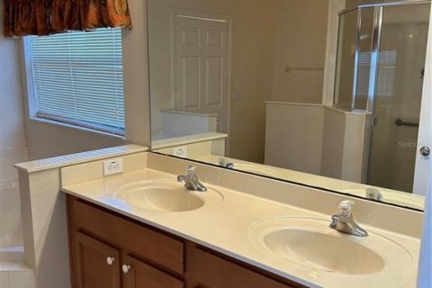Casa en venta en Orlando, Florida, 4 dormitorios, 161.84 m2 № 1792261 - foto 11
