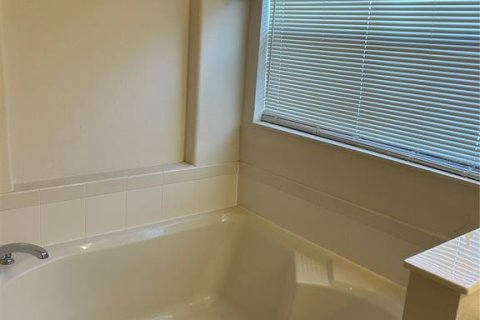Casa en venta en Orlando, Florida, 4 dormitorios, 161.84 m2 № 1792261 - foto 12