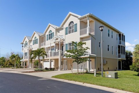 Touwnhouse à Placida, Floride 3 chambres, 222.87 m2 № 2347421
