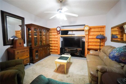 House in Sumter, Florida 4 bedrooms, 235.97 sq.m. № 1527180 - photo 9