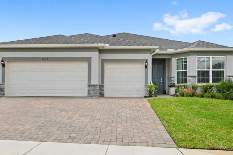 House in Mount Dora, Florida 3 bedrooms, 216.74 sq.m. № 1911909 - photo 2