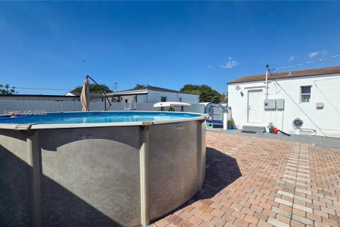 Купить виллу или дом в Опа-Локка, Флорида 2 спальни, 78.04м2, № 2051682 - фото 4