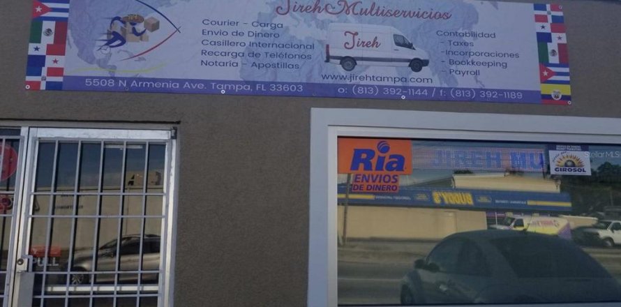 Immobilier commercial à Tampa, Floride 162.58 m2 № 1795023