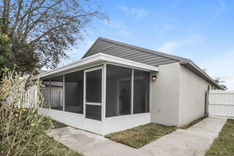 Casa en alquiler en Orlando, Florida, 3 dormitorios, 120.03 m2 № 1893709 - foto 16