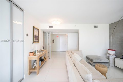 Купить кондоминиум в Майами-Бич, Флорида 3 спальни, 129.13м2, № 2032035 - фото 9