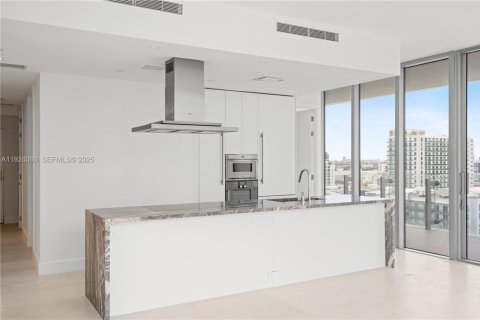 Copropriété à louer à Miami, Floride: 2 chambres, 102.66 m2 № 1983968 - photo 30