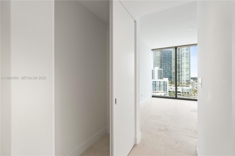 Copropriété à louer à Miami, Floride: 2 chambres, 102.66 m2 № 1983968 - photo 10