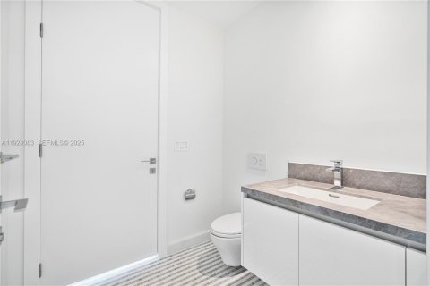 Copropriété à louer à Miami, Floride: 2 chambres, 102.66 m2 № 1983968 - photo 21