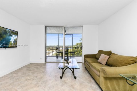 Copropriété à vendre à Deerfield Beach, Floride: 2 chambres, 99.41 m2 № 2026233 - photo 14