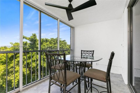 Copropriété à vendre à Deerfield Beach, Floride: 2 chambres, 99.41 m2 № 2026233 - photo 22