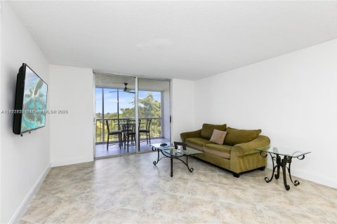 Copropriété à vendre à Deerfield Beach, Floride: 2 chambres, 99.41 m2 № 2026233 - photo 11