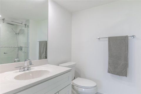Copropriété à vendre à Deerfield Beach, Floride: 2 chambres, 99.41 m2 № 2026233 - photo 9