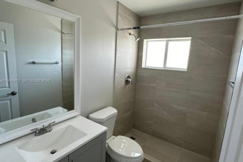 Apartment in Miami, Florida 2 bedrooms, 83.61 sq.m. № 2040739 - photo 9