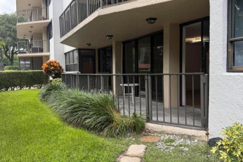 Copropriété à louer à Boca Raton, Floride: 2 chambres, 122.17 m2 № 2387074 - photo 6