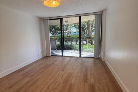 Copropriété à louer à Boca Raton, Floride: 2 chambres, 122.17 m2 № 2387074 - photo 10