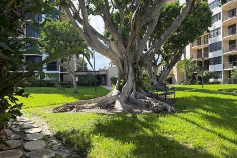 Copropriété à louer à Boca Raton, Floride: 2 chambres, 122.17 m2 № 2387074 - photo 26
