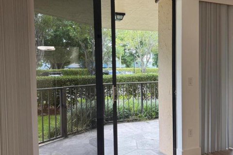 Copropriété à louer à Boca Raton, Floride: 2 chambres, 122.17 m2 № 2387074 - photo 4
