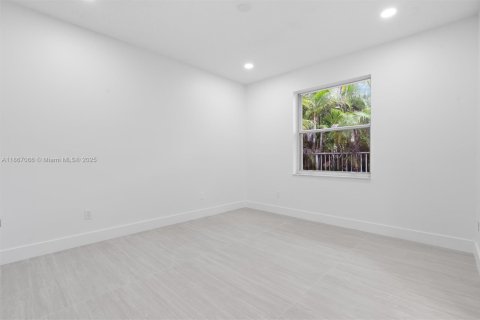 Casa en venta en Boca Raton, Florida, 5 dormitorios, 307.13 m2 № 1895867 - foto 28