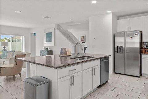 Villa ou maison à vendre à Haines City, Floride: 4 chambres, 301.93 m2 № 2120711 - photo 5