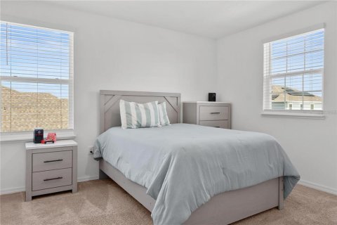 Villa ou maison à vendre à Haines City, Floride: 4 chambres, 301.93 m2 № 2120711 - photo 12