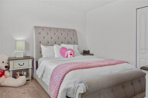 Villa ou maison à vendre à Haines City, Floride: 4 chambres, 301.93 m2 № 2120711 - photo 10